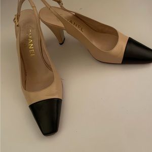 Chenel shoe two colors